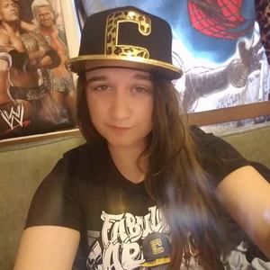 Meet your Posher, Lily